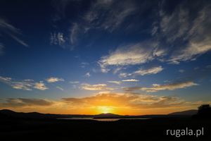 Zachód słońca nad Jeziorem Orawskim