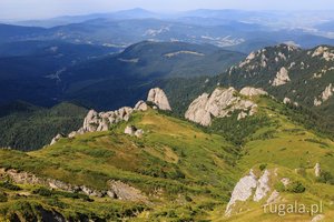 Widok ze szczytu Ciucaş północ, m.in. Gemenii Ciucaşului