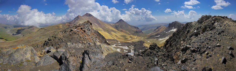 Aragats - west summit - 4007 m